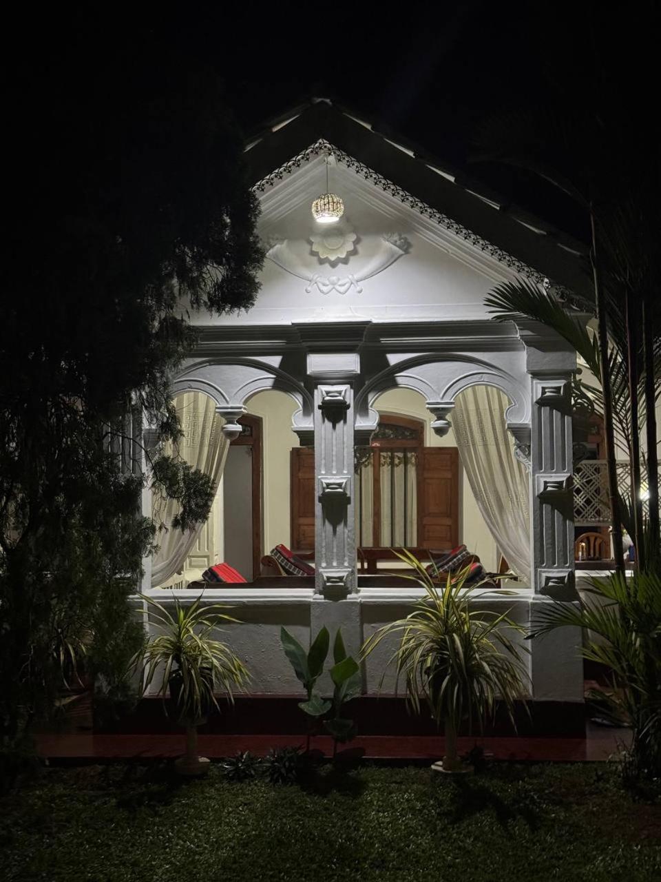 Grand Villa Hikkaduwa Luaran gambar