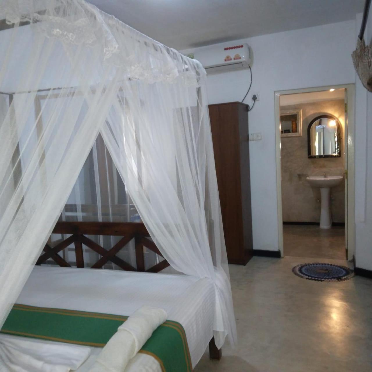 Grand Villa Hikkaduwa Luaran gambar
